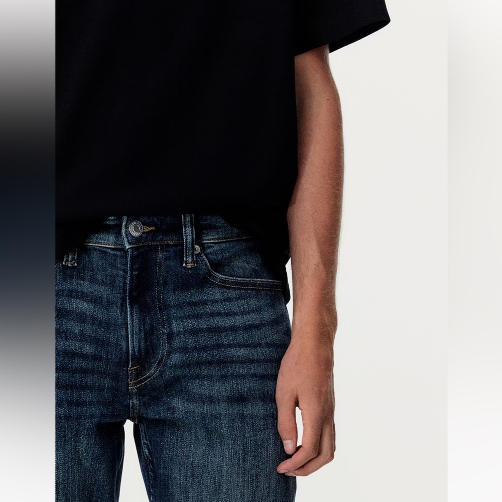 H&M NWT Men Slim Fit Denim Shorts Dark Wash Size 42 Roll Up Details - Picture 3 of 10